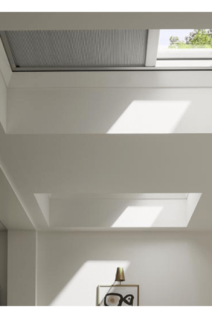 Beperkte Voorraad VELUX FSK verduisterend plisse op zonne-energie 90x120 cm