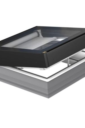 Superprijs Fakro schuin platdakraam elektrisch DEZ-A P2 + ingebouwde screen (AMZ/Z) 90x90 cm
