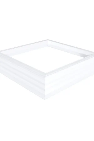 Aanbieding ventilerende pvc-opstand 16/20 EP met dubbele elektrische kettingmotor 1600 x 1600 mm Let op! Dakopening = 1800 x 1800 mm