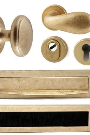 Voordeurset Olympia compleet (getrommeld messing) Bestel Nu