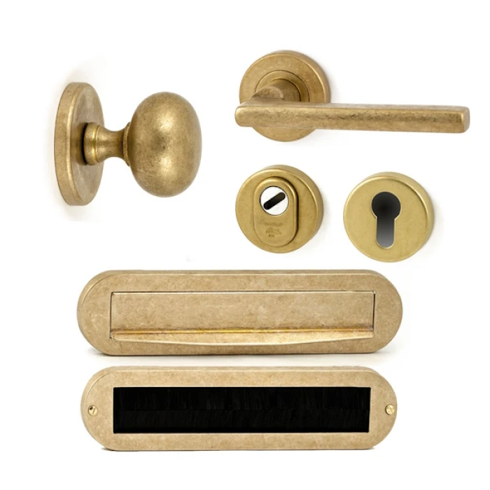 Exclusieve Aanbieding Voordeurset Sara compleet (getrommeld messing)