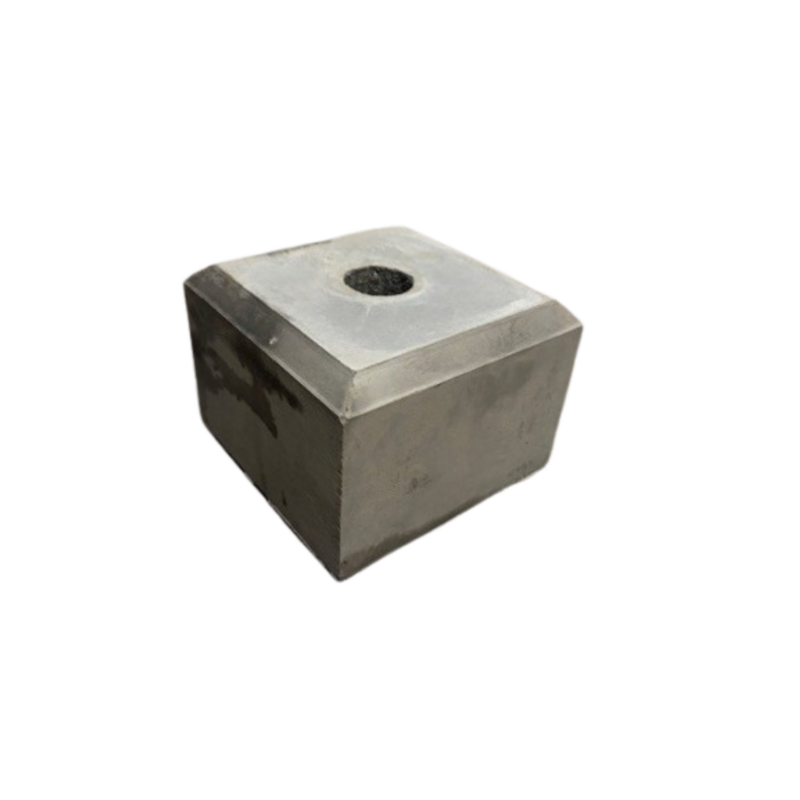 Sokkel / Betonpoer 14x14 en 10 cm hoog met doorlopend gat 3,2 cm Flitsaanbieding