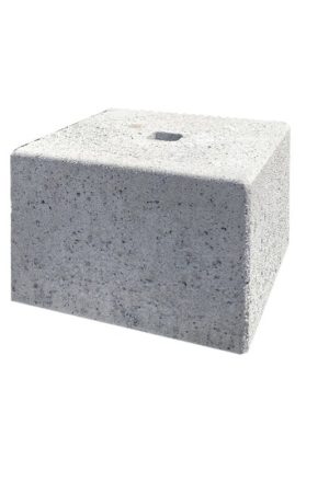 Sokkel / Betonpoer 30x30 en 20 cm hoog grijs met gat 4 cm Beperkte Voorraad