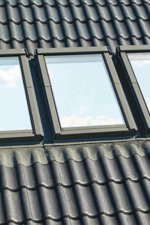 Aanbieding Fakro 3-in-1 set koppelgootstukken 78x98
