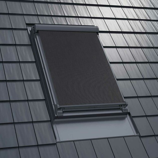 Seizoensaanbieding Fakro Screen AMZ handbediend (092) 114x78 cm
