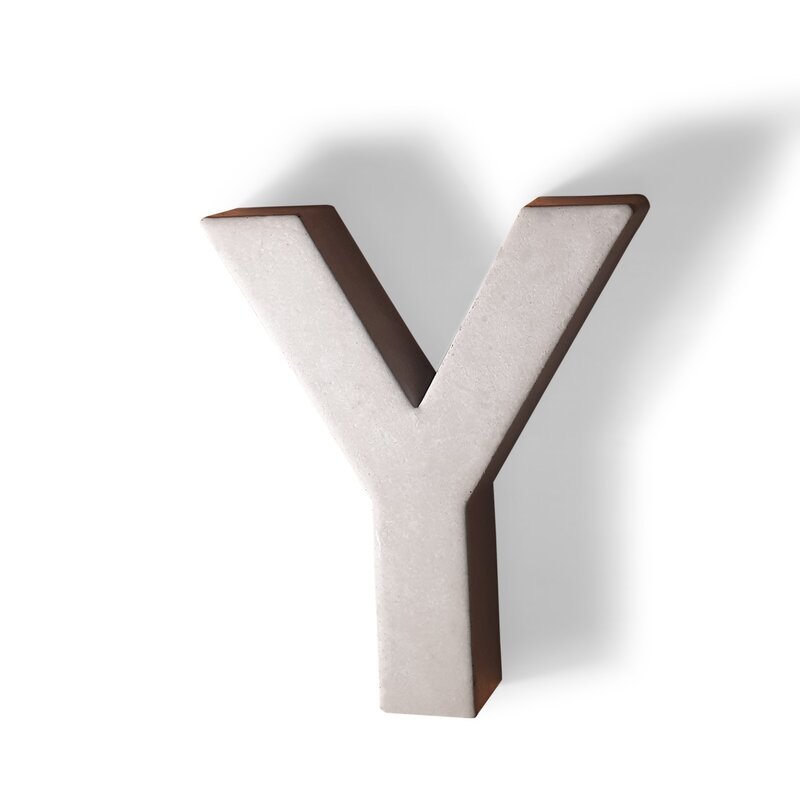 Aanbieding Betonnen letter Y