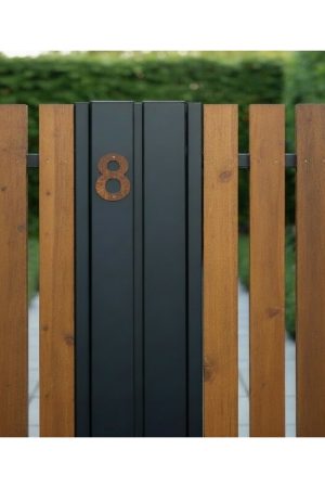 Cortenstaal huisnummer 8 (plak) Lage Kosten