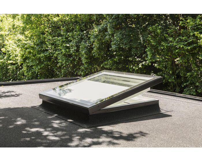 Weekendaanbieding VELUX MSU buitenzonwering voor gebogen glaskoepel en vlakglasraam 90x120 cm